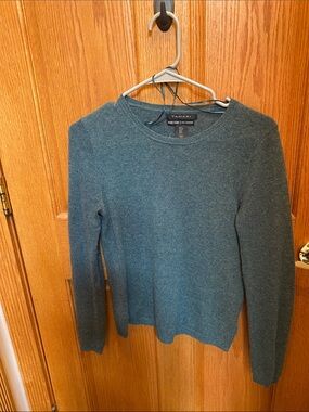 Tahari 100% Cashmere